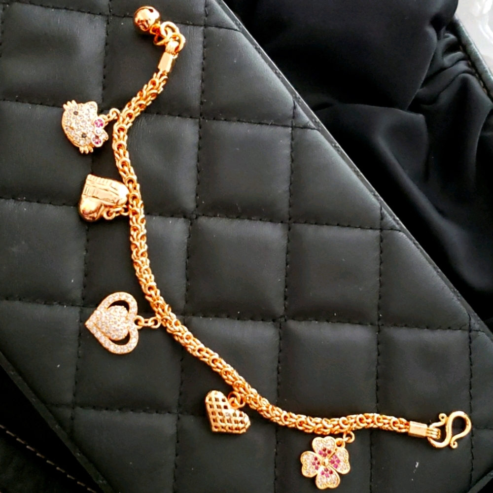 Hello kitty bracelet